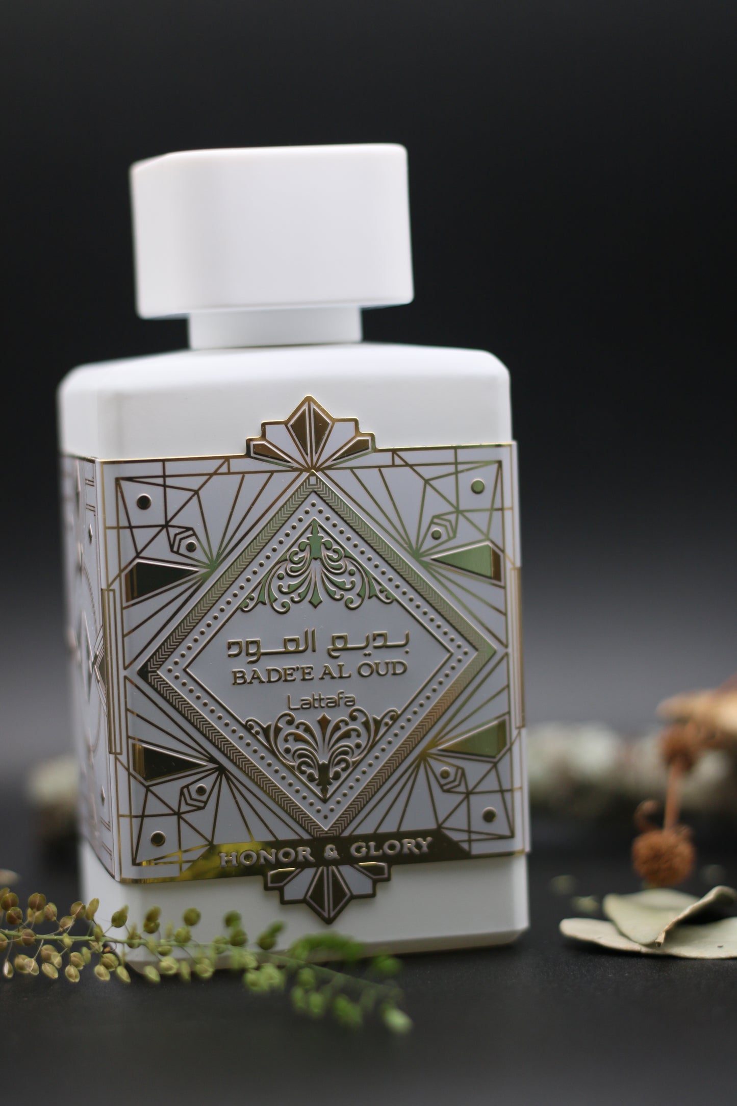 Bade'e Al Oud Honor & Glory by Lattafa unisex 3.4 fl oz, 100ml